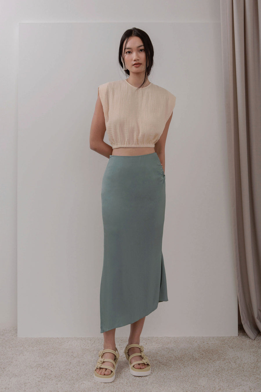 NAPA Cropped Sleeveless Block Top
