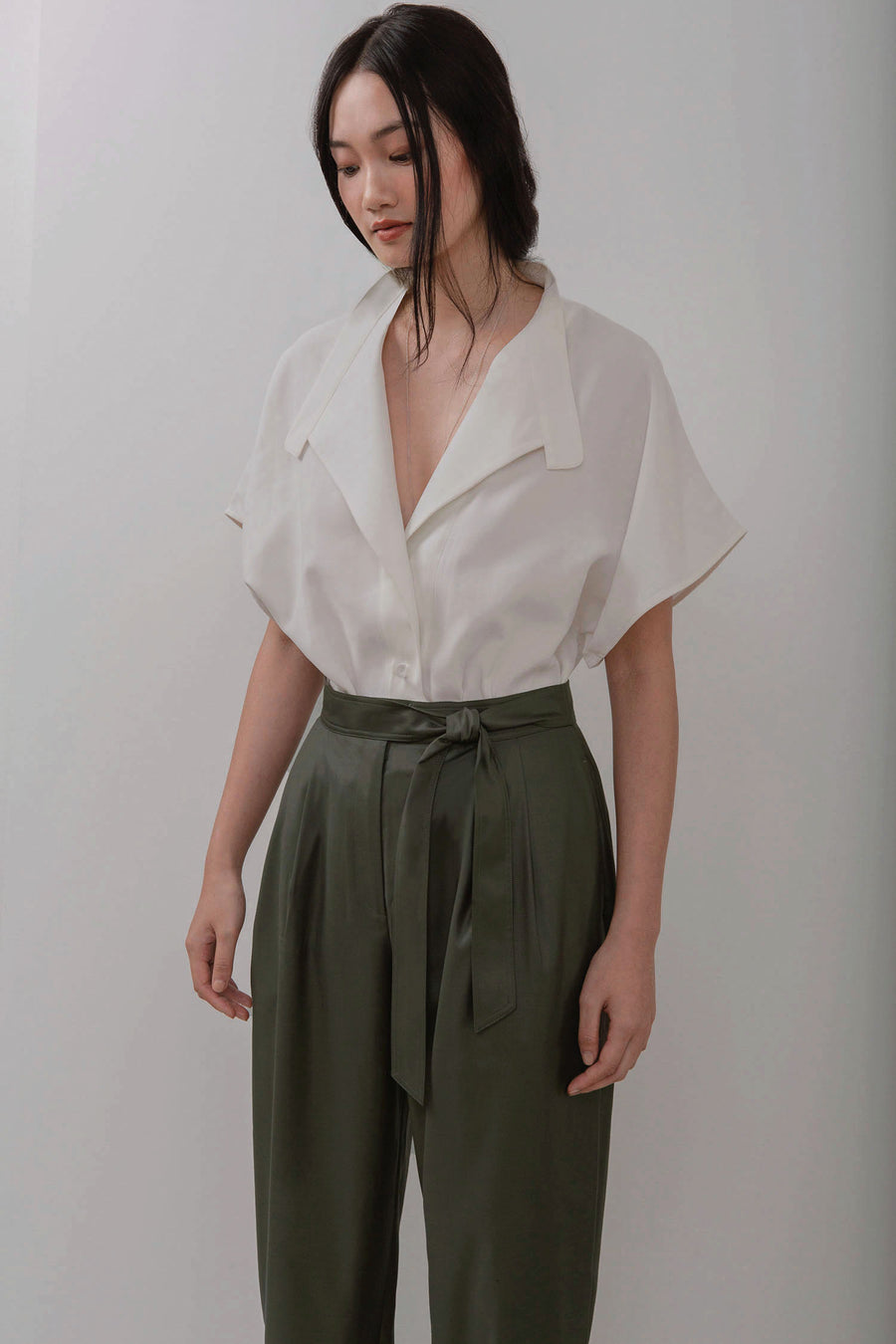 IRVINE Kimono-sleeved White Shirt