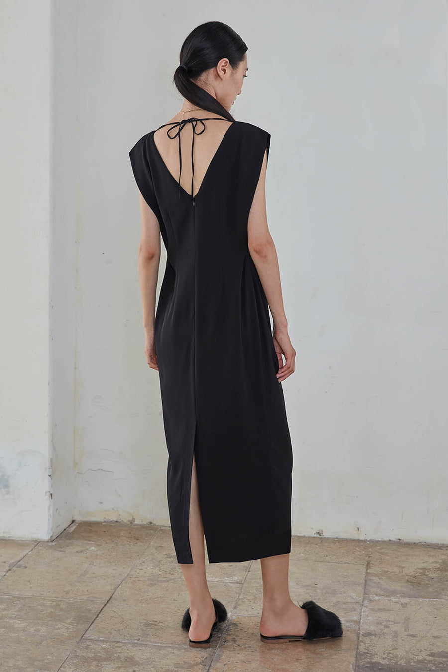 BRISTOL Dress with V-Neckline