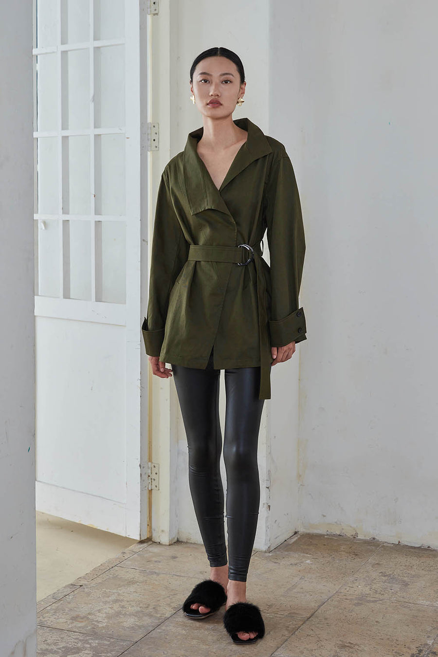 MILOT Short Trench Coat with High Collar