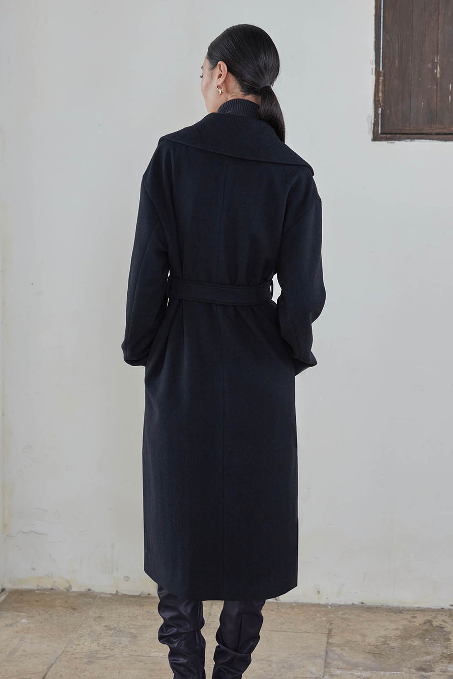 RIVAS Wool Coat with Wide Collar